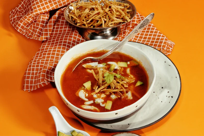 Sopa Azteca – Die authentische mexikanische Tortillasuppe