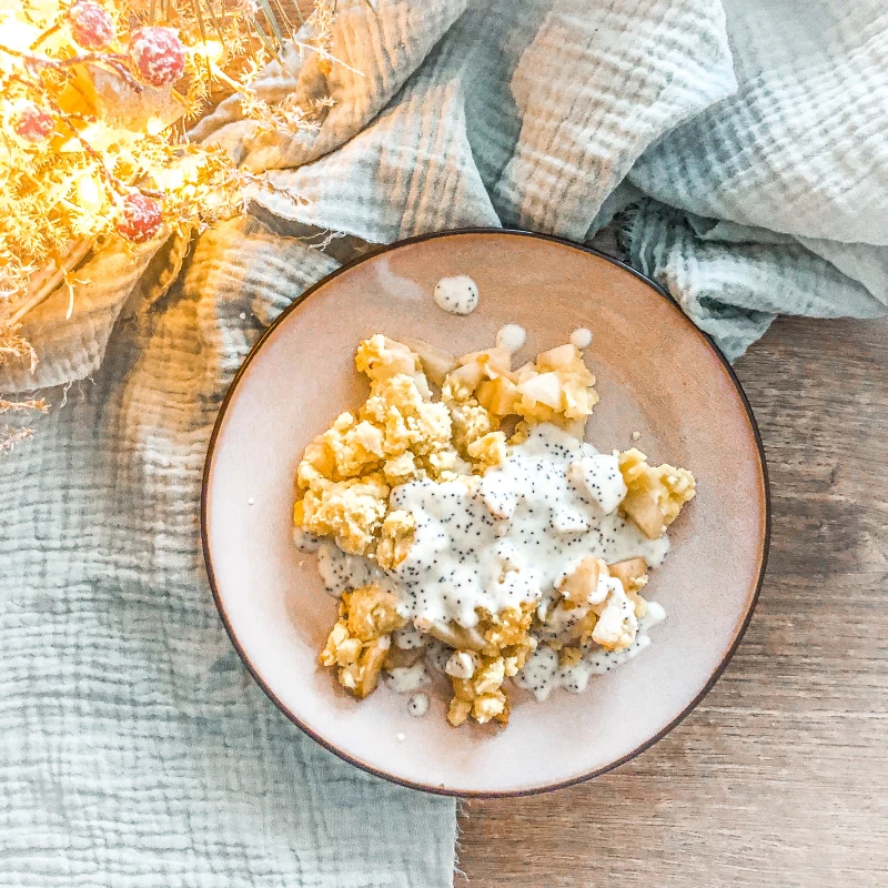 Birnen-Crumble mit Marzipan-Mohn-Soße